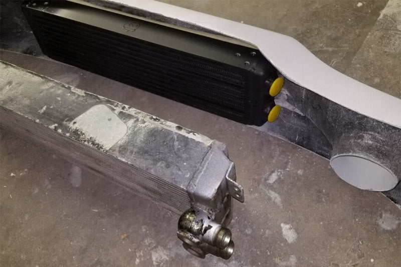 CSF 8110 Universal Dual-Pass Oil Cooler (RS Style) - M22 x 1.5 - 24in L x 5.75in H x 2.16in W