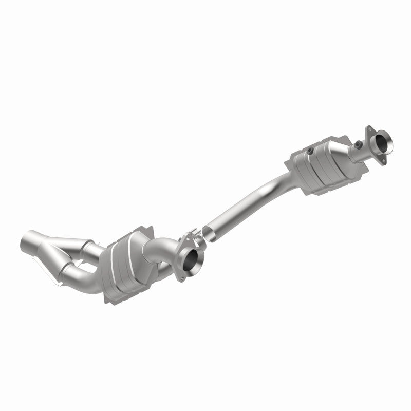 Magnaflow 49664 MagnaFlow Conv DF 09-10 Dodge RAM 1500 Pickup Truck 5.7L