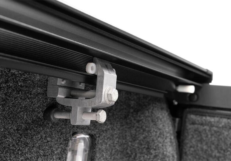 Retrax T-80384 17-18 Super Duty F-250-450 Long Bed PRO XR