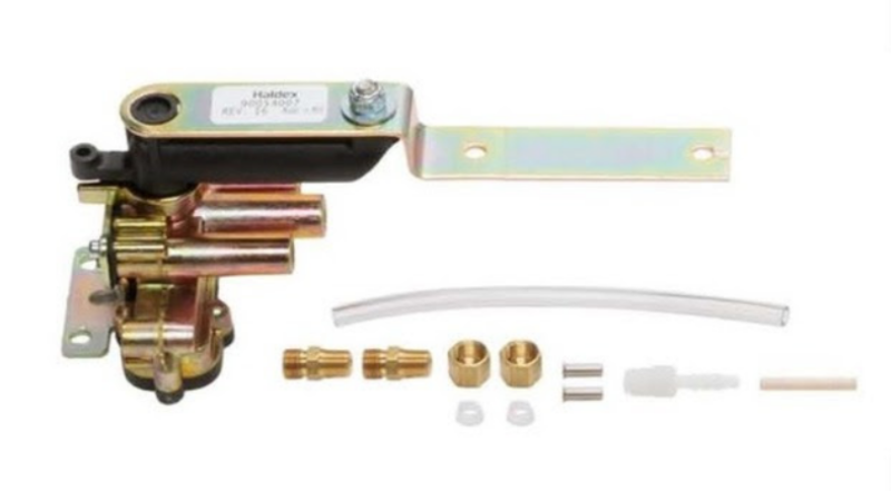 Firestone WR17609376 Air-Rite Air Command Height Control Valve (For 2950 & 2955) (WR17609376)
