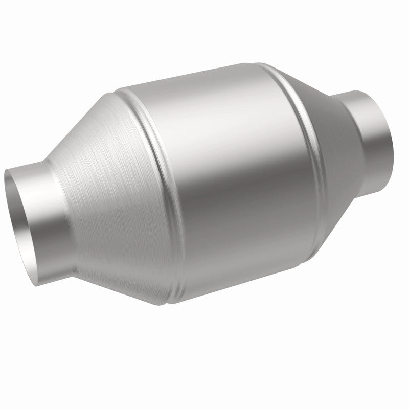 Magnaflow 51656 MagnaFlow Conv Univ 2.5in Inlet/Outlet Center/Center Round 3in Body L x 5in W x 8.75in Overall L