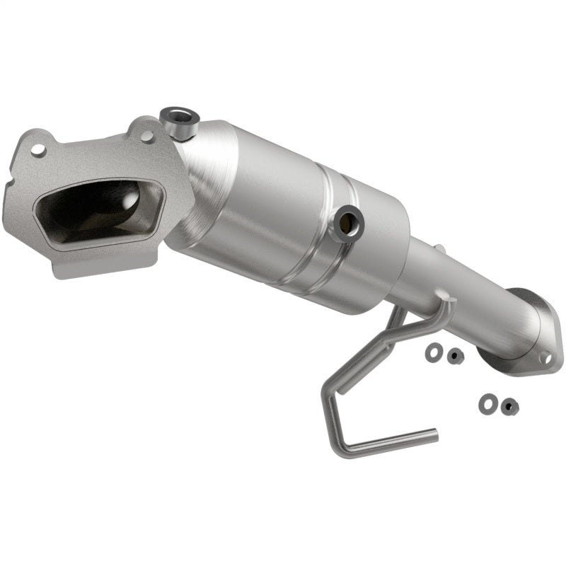 Magnaflow 21-030 MagnaFlow Conv Direct Fit OEM 12-17 Jeep Wrangler 3.6L Underbody