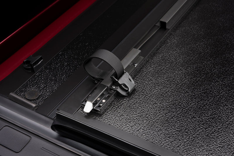 BAK 1126130 19-20 Chevy Silverado 5ft 8in Bed (New Body Style) Flip FiberMax