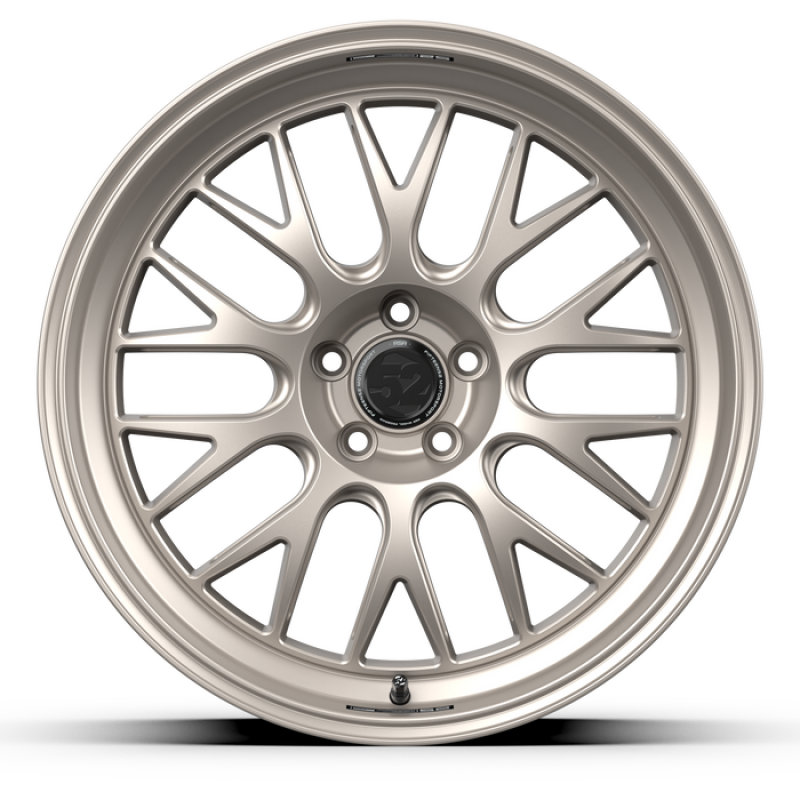 fifteen52 RSHWG-21151+15 Holeshot RSR 20x11 5x112 10mm ET 66.56mm Center Bore Radiant Silver