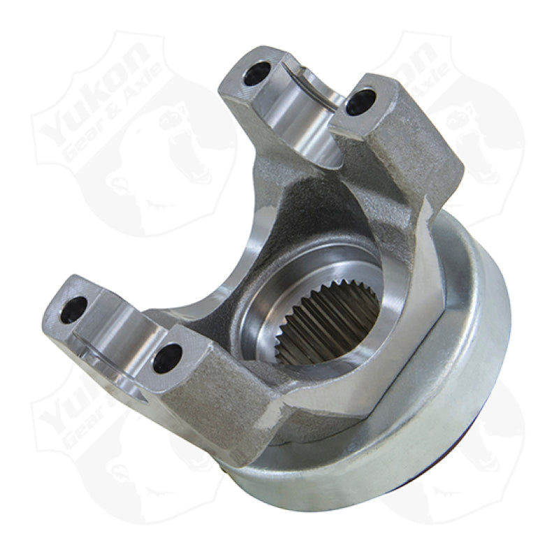 Yukon Gear & Axle YY GM15579602 Yukon Gear Yoke For GM 9.5in w/ A 1350 U/Joint Size