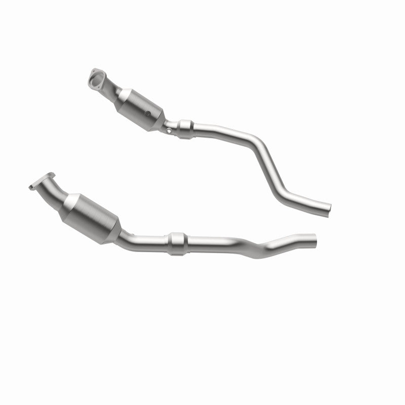 Magnaflow 16421 MagnaFlow Conv D/F 05- 300C/Magnum 5.7 w/cats