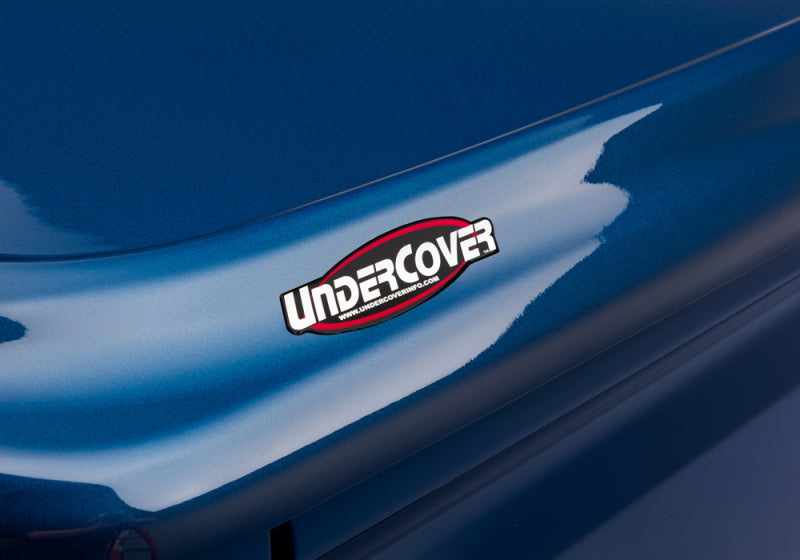 Undercover UC2176L-UG UnderCover 17-19 Ford F-250/F-350 6.8ft Lux Bed Cover - White Platinum