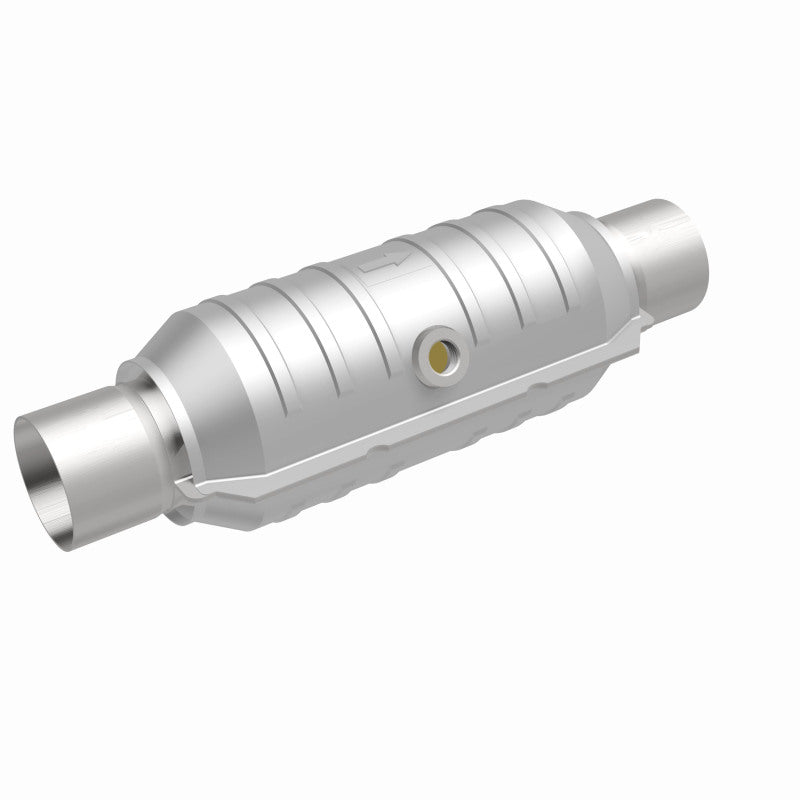 Magnaflow 51356 MagnaFlow Conv Univ 2.5in Inlet/Outlet Center/Center Round 11in Body L x 5.125in W x 15in Overall L