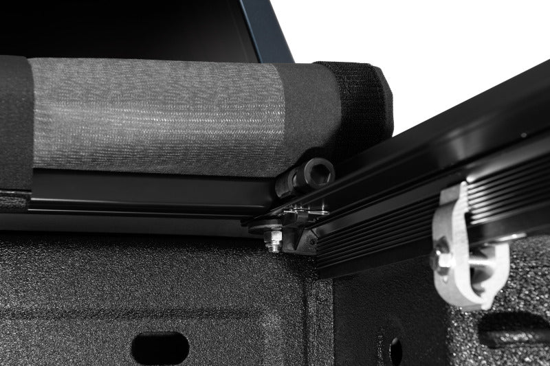 LUND 96893 Lund 07-17 Chevy Silverado 1500 (6.5ft. Bed) Genesis Elite Roll Up Tonneau Cover - Black