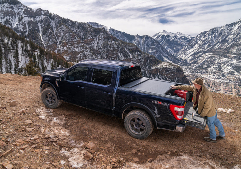 Roll-N-Lock BT151A 17-19 Ford F-250/F-350 Super Duty SB 80-3/8in A-Series Retractable Tonneau Cover