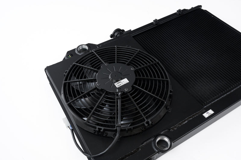 CSF 7075B 96-07 Mitsubishi Evo 4/5/6/7/8/9 Full-Slim Radiator w/12in Fan & Shroud/-16AN - Black