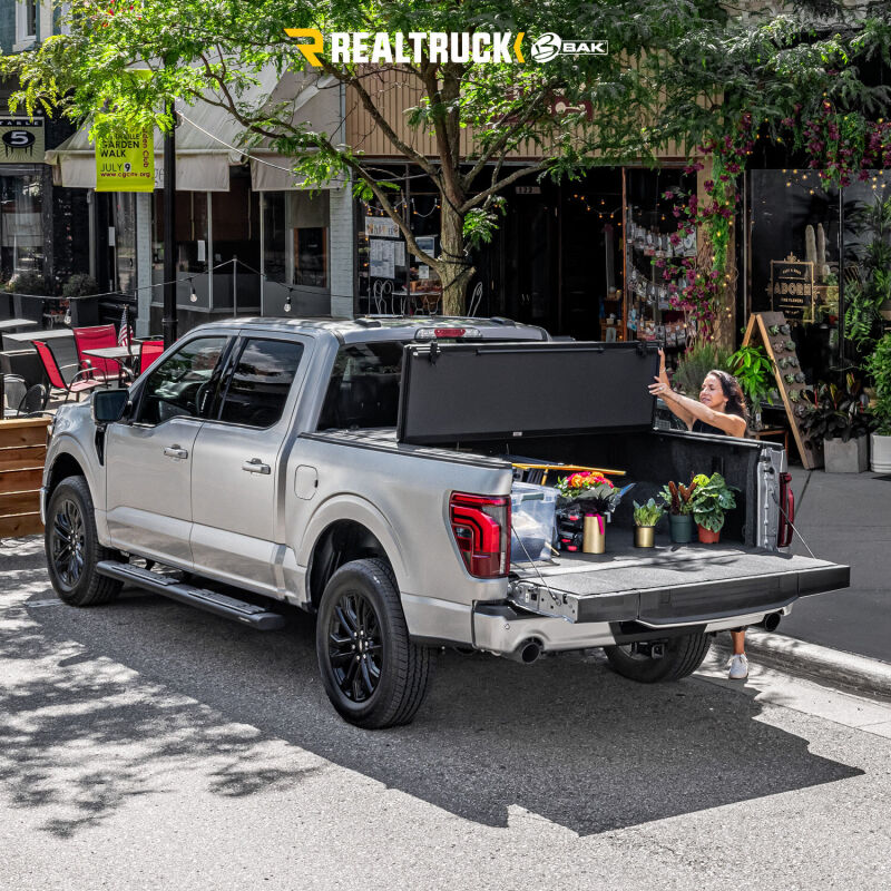 BAK 448133 2020 Chevy Silverado 2500/3500 HD 6ft 9in Bed Flip MX4 Matte Finish