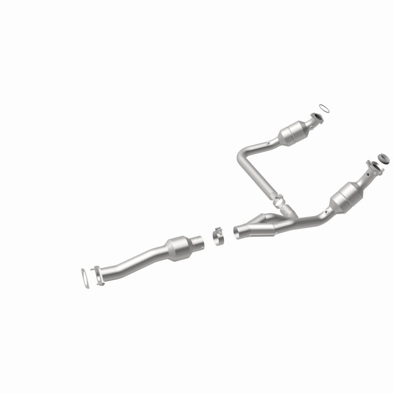 Magnaflow 52134 MagnaFlow Conv Direct Fit 2011-2014 Express 1500 4.3L Underbody
