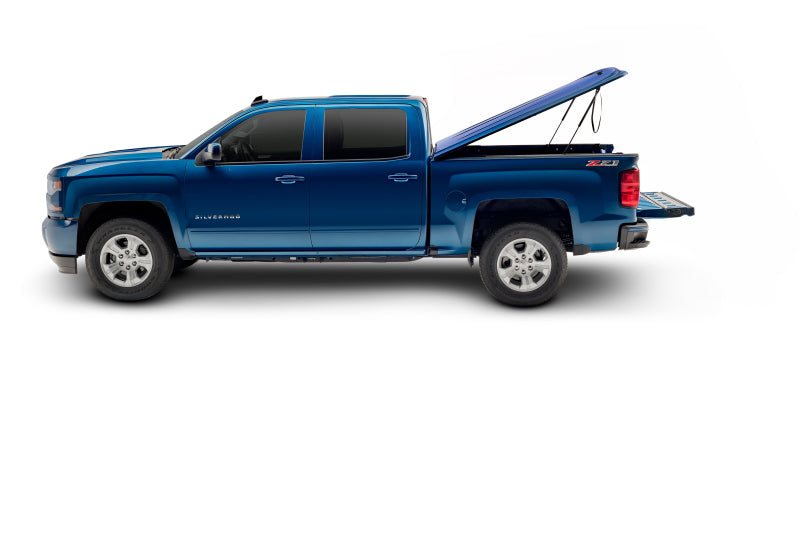 Undercover UC2176L-UG UnderCover 17-19 Ford F-250/F-350 6.8ft Lux Bed Cover - White Platinum