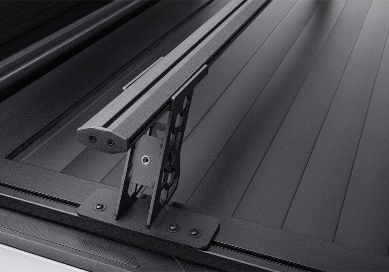 Retrax T-80861 2007-2020 Toyota Tundra CrewMax 5.5ft Bed PRO XR with Deck Rail System