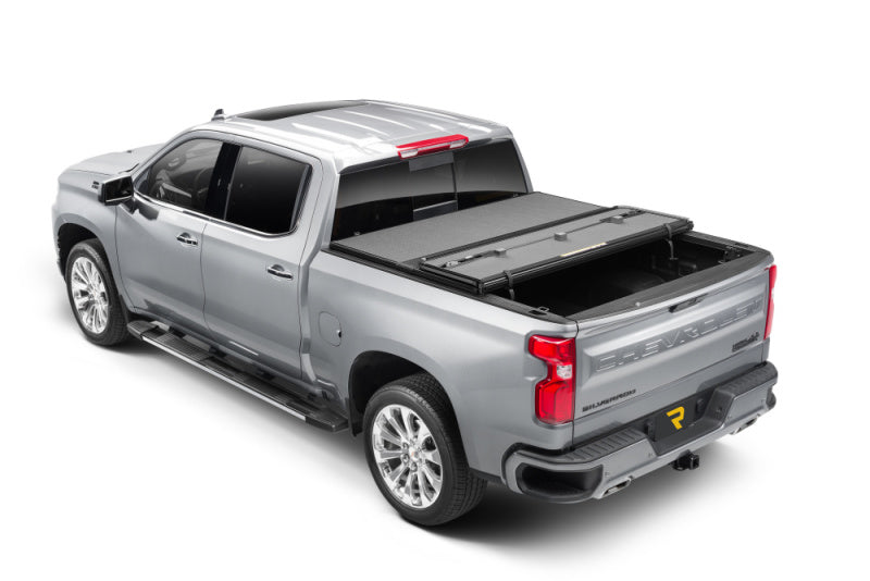 Extang 88445 14-18 Chevy/GMC Silverado/Sierra 1500 (5ft. 10in. Bed) Solid Fold ALX