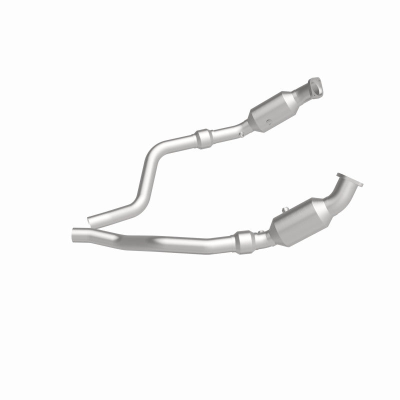 Magnaflow 16421 MagnaFlow Conv D/F 05- 300C/Magnum 5.7 w/cats