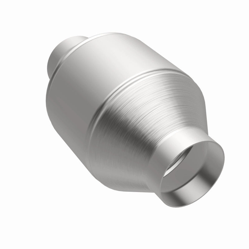 Magnaflow 51656 MagnaFlow Conv Univ 2.5in Inlet/Outlet Center/Center Round 3in Body L x 5in W x 8.75in Overall L