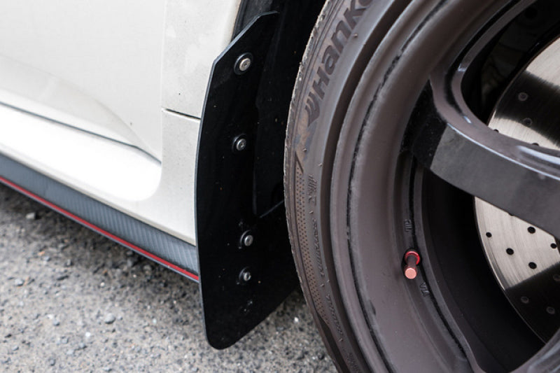 Rally Armor MF47-UR-BLK/RD 17-21 Honda Civic Type R Black UR Mud Flap w/ Red Logo