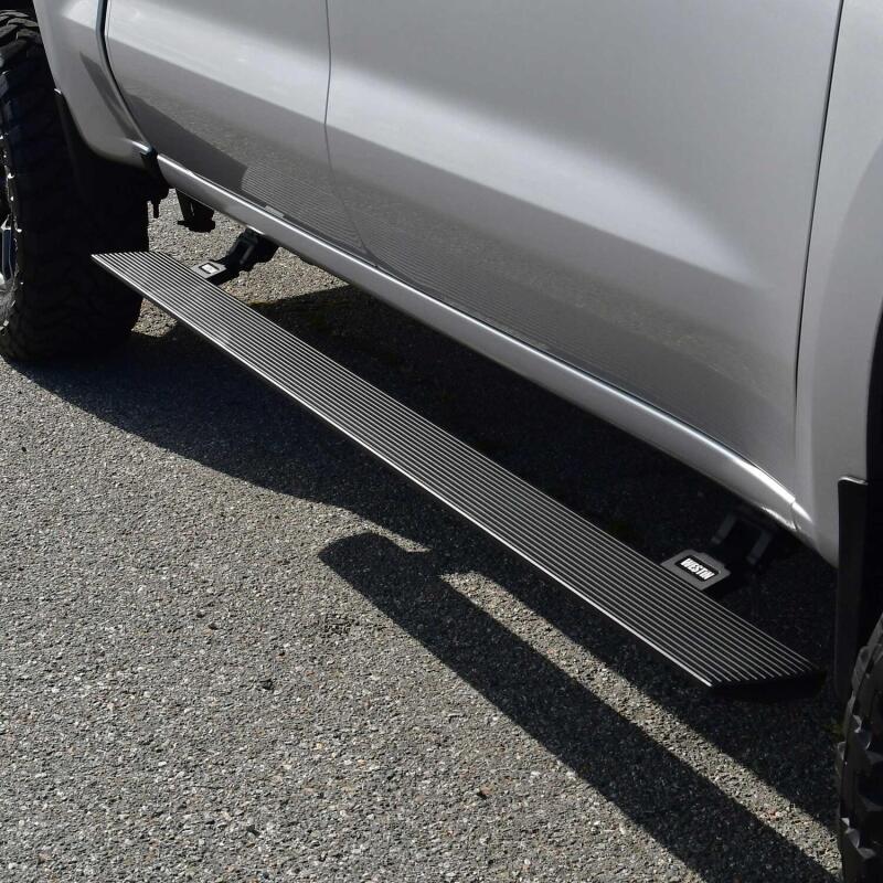 Westin 29-24135 19-23 Chev/GMC Silv/Srra 1500 CC (No 19 LTD) / 20-23 2500/3500 Pro-e Running Boards - Tex Blk