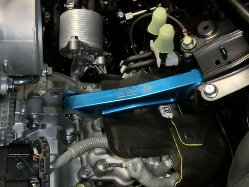 Cusco 6A1 911 PS Billet Aluminum Engine Pitching Stop w/HD Rubber, Subaru EJ20/EJ25(2.5L Turbo), Blue Anodized