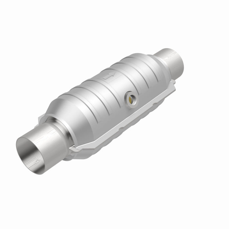 Magnaflow 51356 MagnaFlow Conv Univ 2.5in Inlet/Outlet Center/Center Round 11in Body L x 5.125in W x 15in Overall L