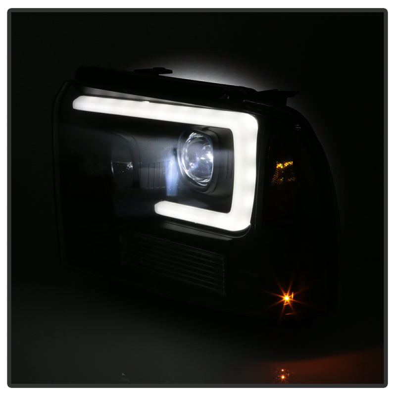 SPYDER 5087911 Spyder 05-07 Ford F250/350/450 Super Duty Projector LED Black PRO-YD-FS05V2PL-BK