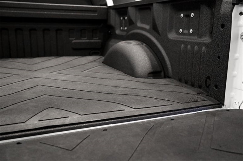 Dee Zee DZ77020 Deezee 19-23 Chevrolet Silverado Heavyweight Bed Mat - Custom Fit 6 1/2Ft Bed (X Pattern)