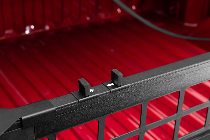 Roll-N-Lock CM221 14-18 Chevy Silverado/Sierra 1500 SB 77-3/8in Cargo Manager