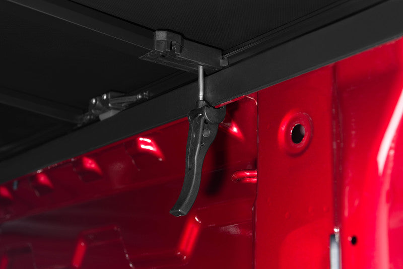 Tonno Pro 42-304 93-11 Ford Ranger 6ft Styleside Tonno Fold Tri-Fold Tonneau Cover