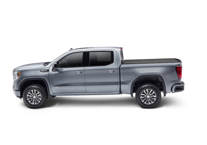 BAK 80135 19-21 GM Sierra 1500 (Carbon Pro Bed Cover) Revolver X4s 5.9ft Bed Cover