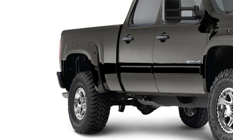 Bushwacker 40957-84 17-18 Chevy Silverado 1500 Fleetside Pocket Style Flares 4pc 78.8/97.8in Bed - Graphite
