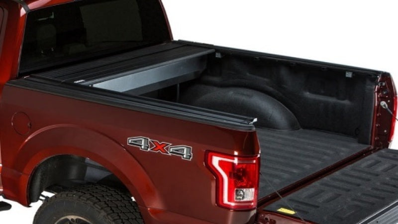 Retrax 30232 09-18 RAM 1500 w/o RamBox (6.4ft. Bed) IX