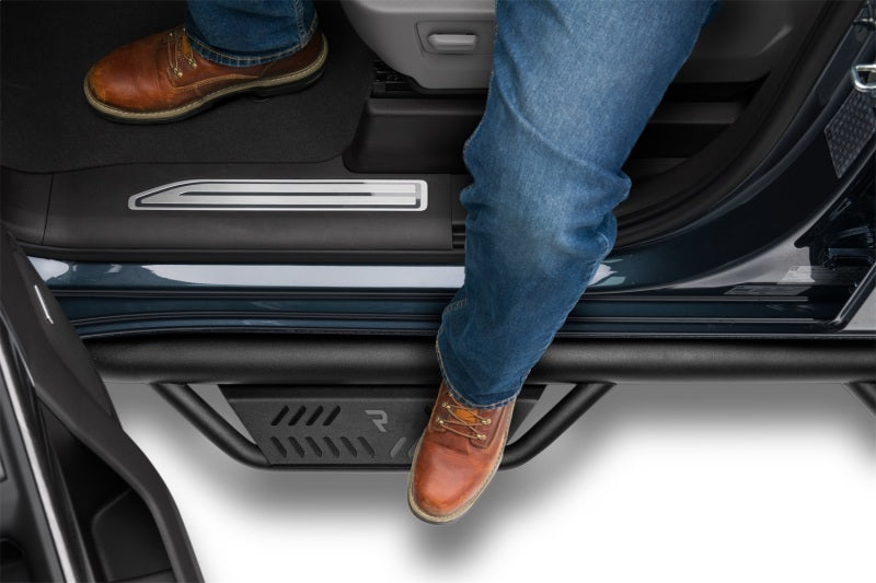 N-Fab HPC1980CC-TX Podium LG 2019 Chevy/GMC 1500 Crew Cab - Cab Length - Tex. Black - 3in