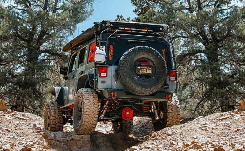 Magnaflow 19539 MagnaFlow 12-18 Jeep Wrangler 2.5in Overland Series Cat-Back Exhaust