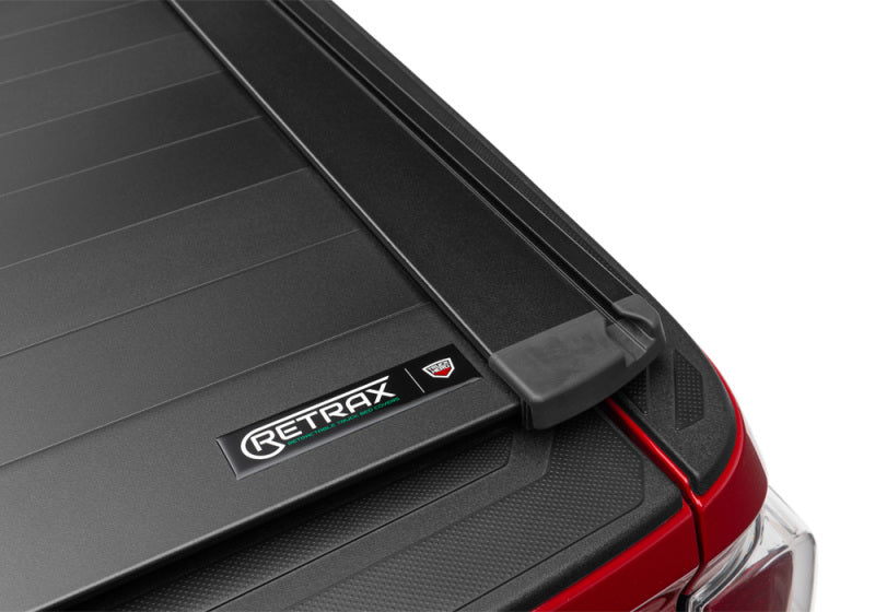 Retrax T-80861 2007-2020 Toyota Tundra CrewMax 5.5ft Bed PRO XR with Deck Rail System