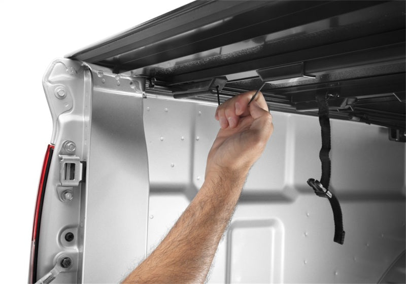 BAK 226538 2022 Nissan Frontier 5ft Bed Flip G2