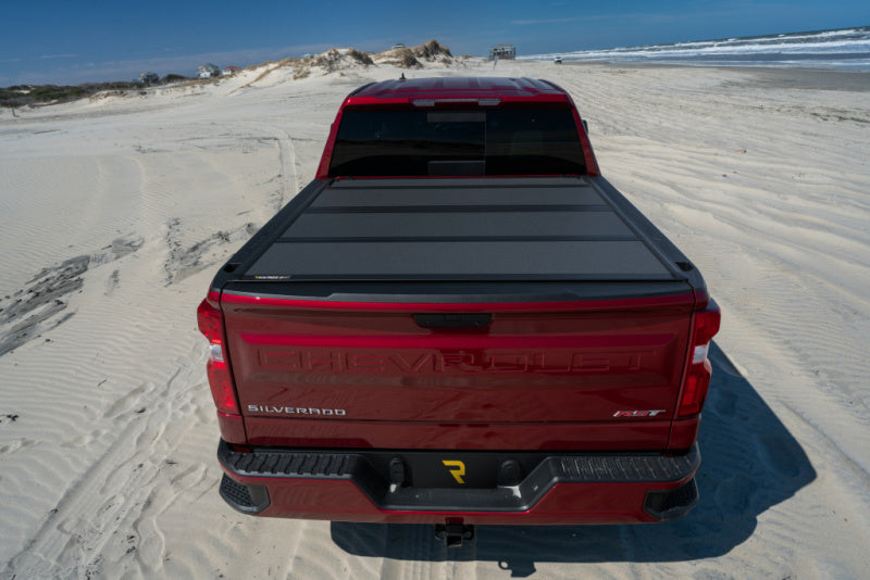BAK 448427 16-20 Toyota Tacoma 6ft Bed Flip MX4 Matte Finish
