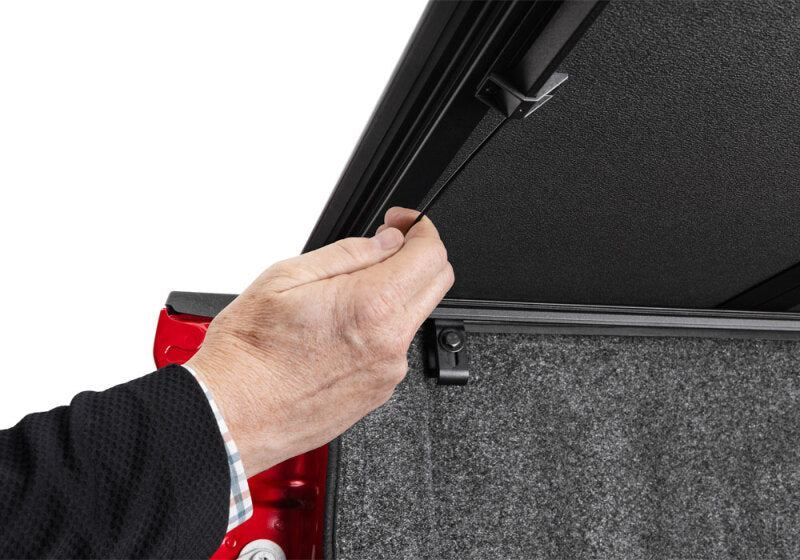 BAK 448330 17-23 Ford Super Duty 6ft 9in Bed Flip MX4 Matte Finish