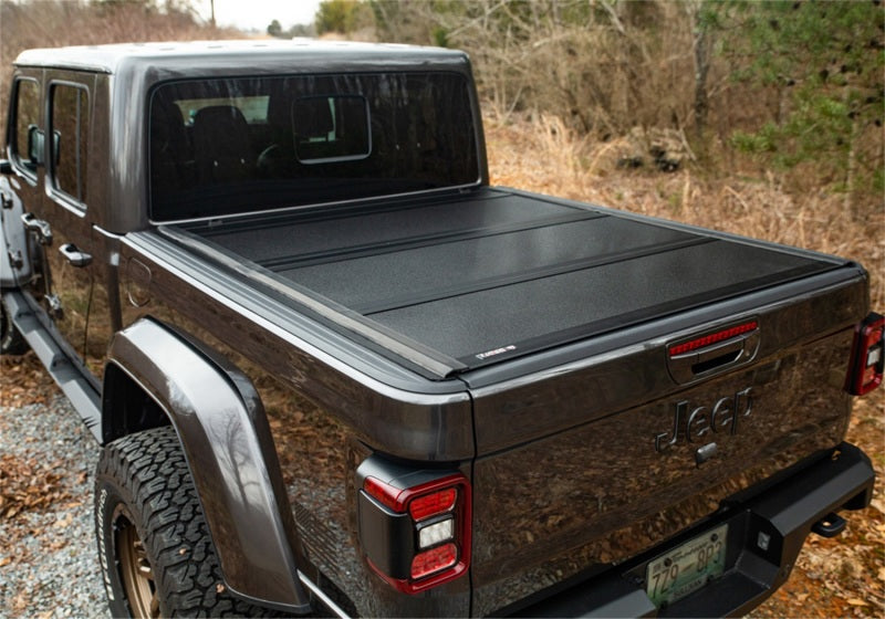 Undercover AX32010 UnderCover 20-21 Jeep Gladiator 5ft Armor Flex Bed Cover