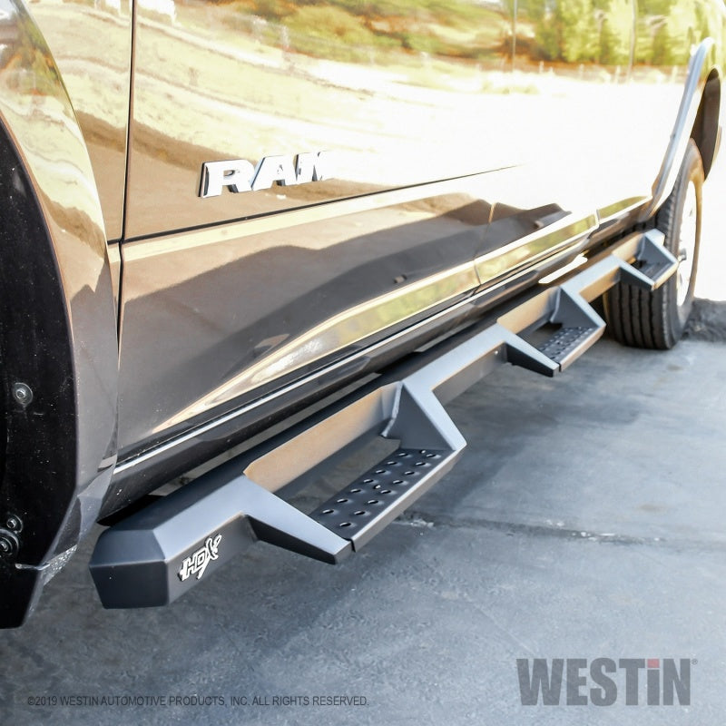Westin 56-534345 /HDX 19-20 RAM 2500/3500 Crew Cab (8ft Bed) Drop Wheel to Wheel Nerf Step Bars - Txt Black