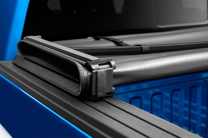 LUND 950172 Lund 15-18 Ford F-150 (5.5ft. Bed) Genesis Tri-Fold Tonneau Cover - Black