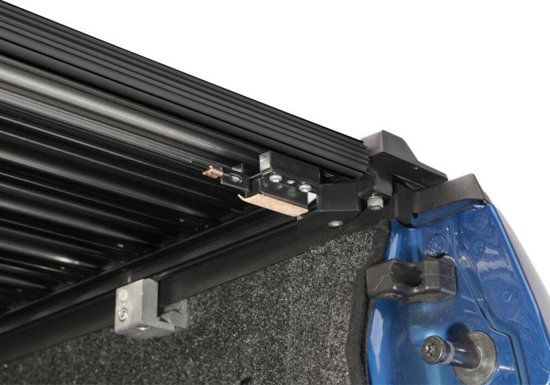 Retrax 30378 21-23 Ford F-150 Super Crew/Super Cab/Lightning (5.5ft Bed) IX