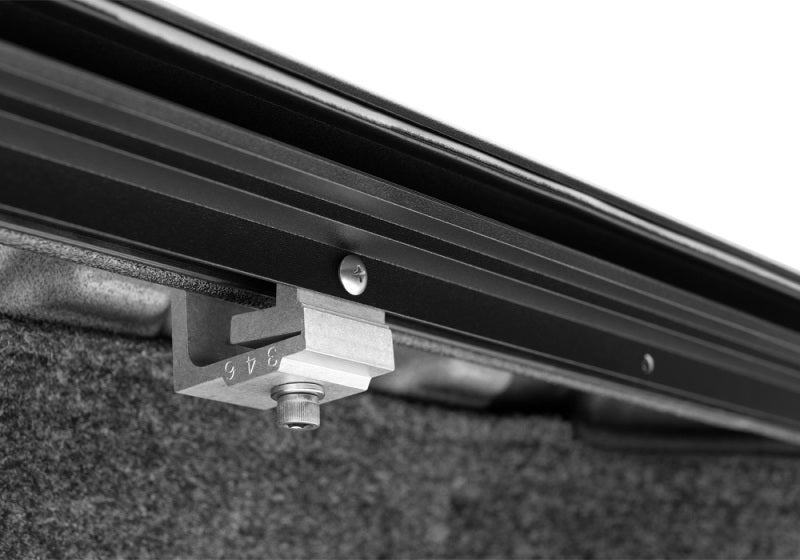 Roll-N-Lock LG223M 2019 Chevrolet Silverado 1500 60.5in Bed M-Series Retractable Tonneau Cover
