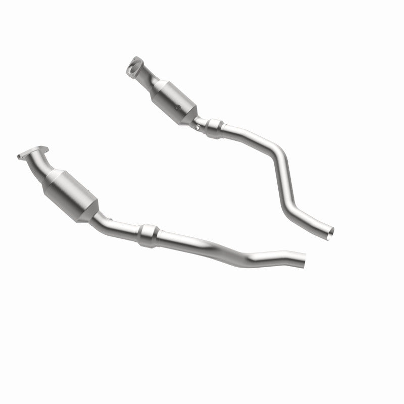 Magnaflow 16421 MagnaFlow Conv D/F 05- 300C/Magnum 5.7 w/cats