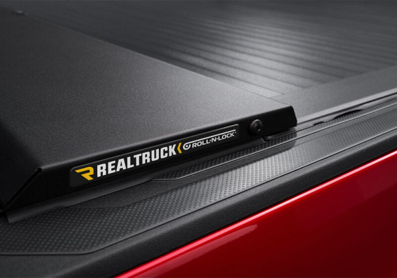 Roll-N-Lock BT530A 16-18 Toyota Tacoma Double Cab SB 60-1/2in A-Series Retractable Tonneau Cover