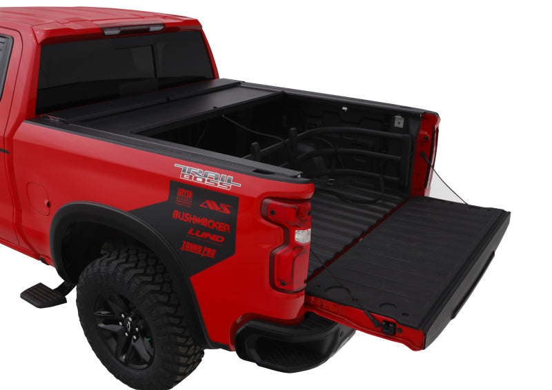 Roll-N-Lock BT530A 16-18 Toyota Tacoma Double Cab SB 60-1/2in A-Series Retractable Tonneau Cover