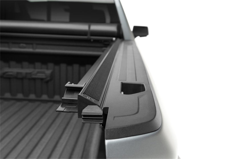 Truxedo 572401 19-20 GMC Sierra & Chevrolet Silverado 1500 (New Body) 5ft 8in Lo Pro Bed Cover