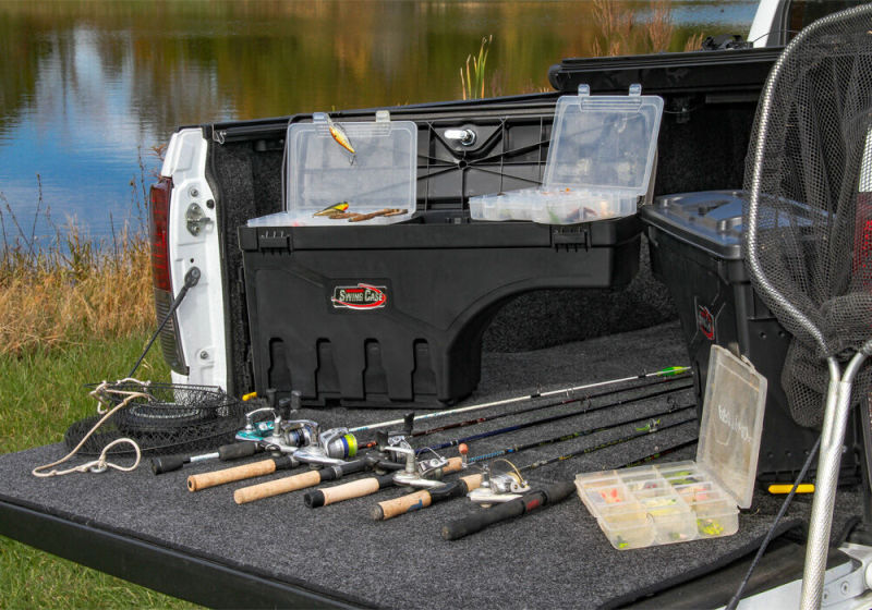 Undercover SC104D UnderCover 19-20 Chevy Silverado 1500 Drivers Side Swing Case - Black Smooth