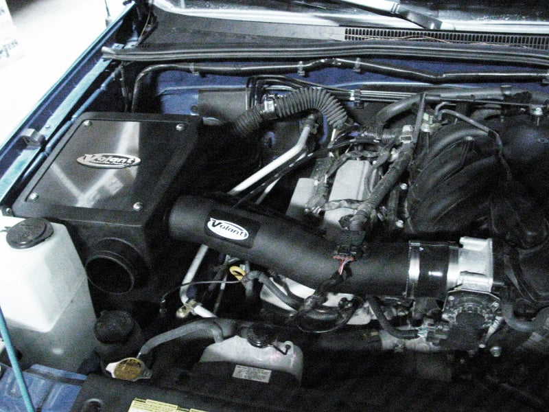 Volant 18640 05-11 Toyota Tacoma 4.0L V6 Pro5 Closed Box Air Intake System